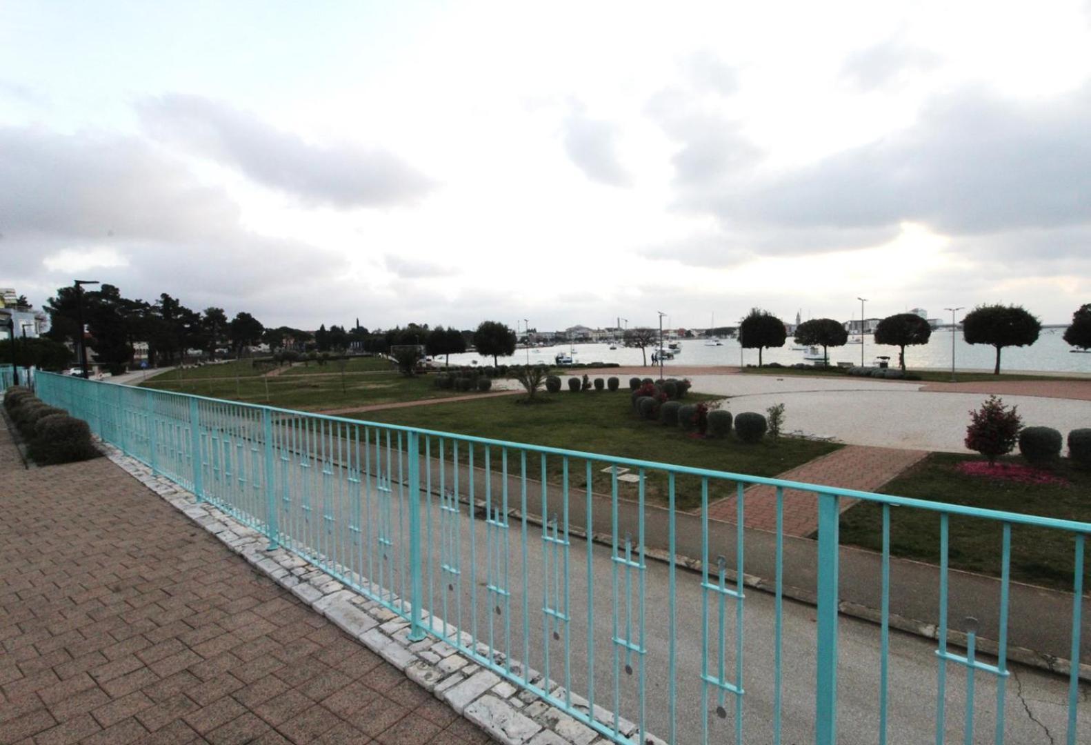 Humagum Sea View Apartment - Garden Palace Umag Exterior foto